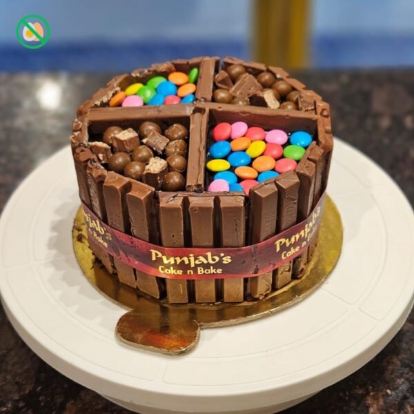 PUNJABS CAKE n BAKE - KitKat cake