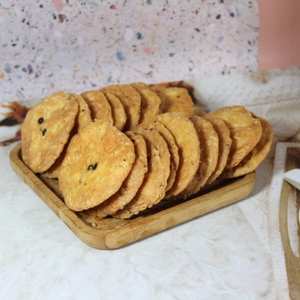PUNJABS CAKE n BAKE - Kali Mirch Mathri