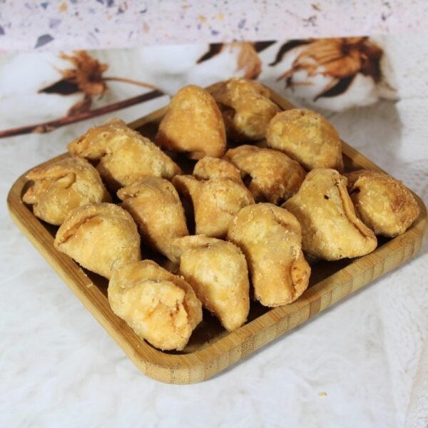 PUNJABS CAKE n BAKE - Khatta Meetha Samosa