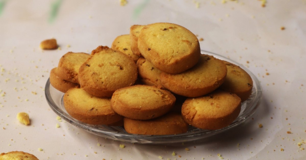 PUNJABS CAKE n BAKE - Ready to Indulge in the Best Fresh Mathri in Aligarh