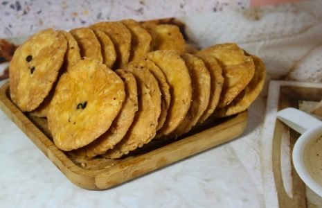 PUNJABS CAKE n BAKE - Fresh Mathri in Aligarh for Celebrations and Gatherings