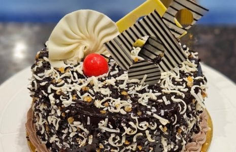 PUNJABS CAKE n BAKE - Top Quality Fresh Cakes in Aligarh for Your Next Celebration